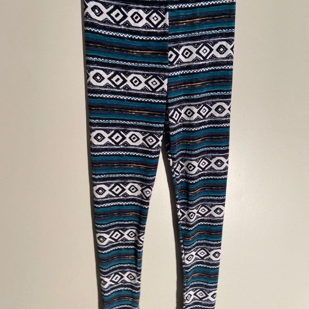 Tribal print leggings